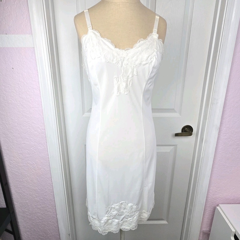 Val Mode Vtg Full Slip Women's Size 34 Ivory Nylon Lace Nightgown‎ Lingerie USA